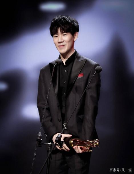 CSGO BLAST秋季赛第二日：节目效果拉满